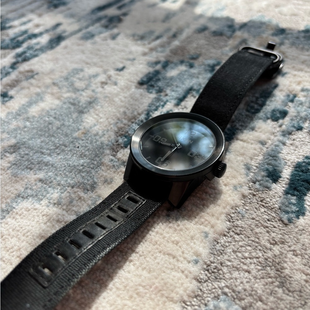 Nixon Black Watch